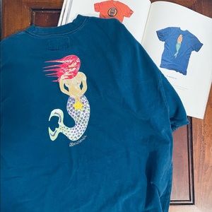 Abercrombie & Fitch “A&F Quarterly Tee”